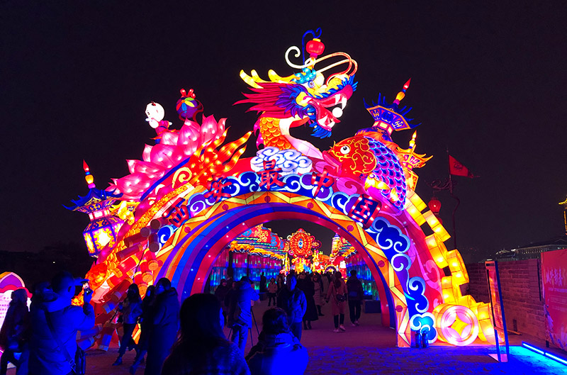 自貢燈會(huì)，自貢彩燈，
